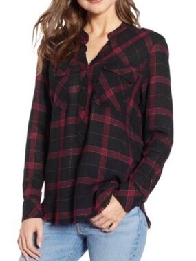 Rails Redding Black and Burgundy Plaid pullover Top